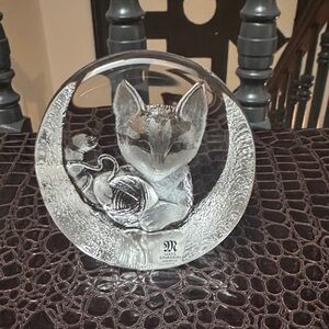 Mat Jonasson Cat Paperweight